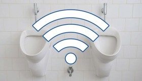 Để được xài Wi-Fi miễn phí, hàng nghìn người đã đồng ý dọn nhà vệ sinh