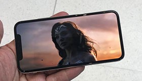 Mua iPhone 8 chính hãng luôn và ngay hay chờ đợi iPhone X?