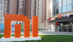 Xiaomi bị cáo buộc vi phạm bằng sáng chế - Mi Mix 2S tạm dừng sản xuất