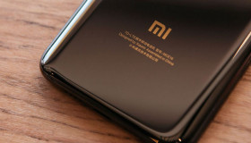 Lộ diện hộp bán lẻ Xiaomi Mi 8 cùng tính năng GPS băng tần kép của Broadcom