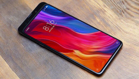 Xiaomi Mi Mix 3 hé lộ viền màn hình tiêu biến, ra mắt vào ngày 15/10