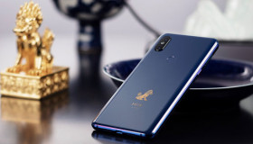 Trên tay Mi MIX 3: màn hình trượt, RAM 10GB, phiên bản “Tử Cấm Thành” tuyệt đẹp