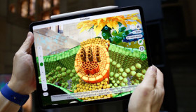 Trên tay chiếc iPad Pro (2018): viền mỏng, Apple Pencil 2 sạc không dây