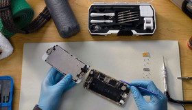 Sửa chữa điện thoại tại Singapore có giống 24hstore?