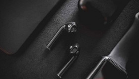 Lộ diện tai nghe không dây iPhone - AirPods 2 thiết kế cực đẹp