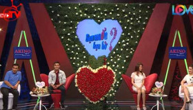 Nam thanh niên Việt vì quá đẹp trai vẫn “Ế” nên đến 24hStore mua điện thoại