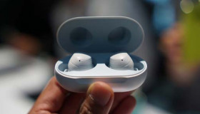 Lộ diện Samsung Galaxy Buds: thủ phạm giết chết tai nghe Airpods