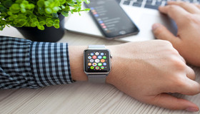 Bất ngờ với tính năng ghi đĩa CD của Apple Watch