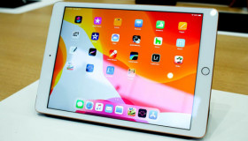iPad 10.2: Rẻ, nhưng không đáng mua