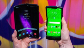 So sánh Galaxy Fold và Motorola Razr: màn hình gập nào mới đẳng cấp