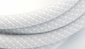 Rò rỉ cáp sạc iPhone 12 dưới thiết kế bện vải chất lượng cao