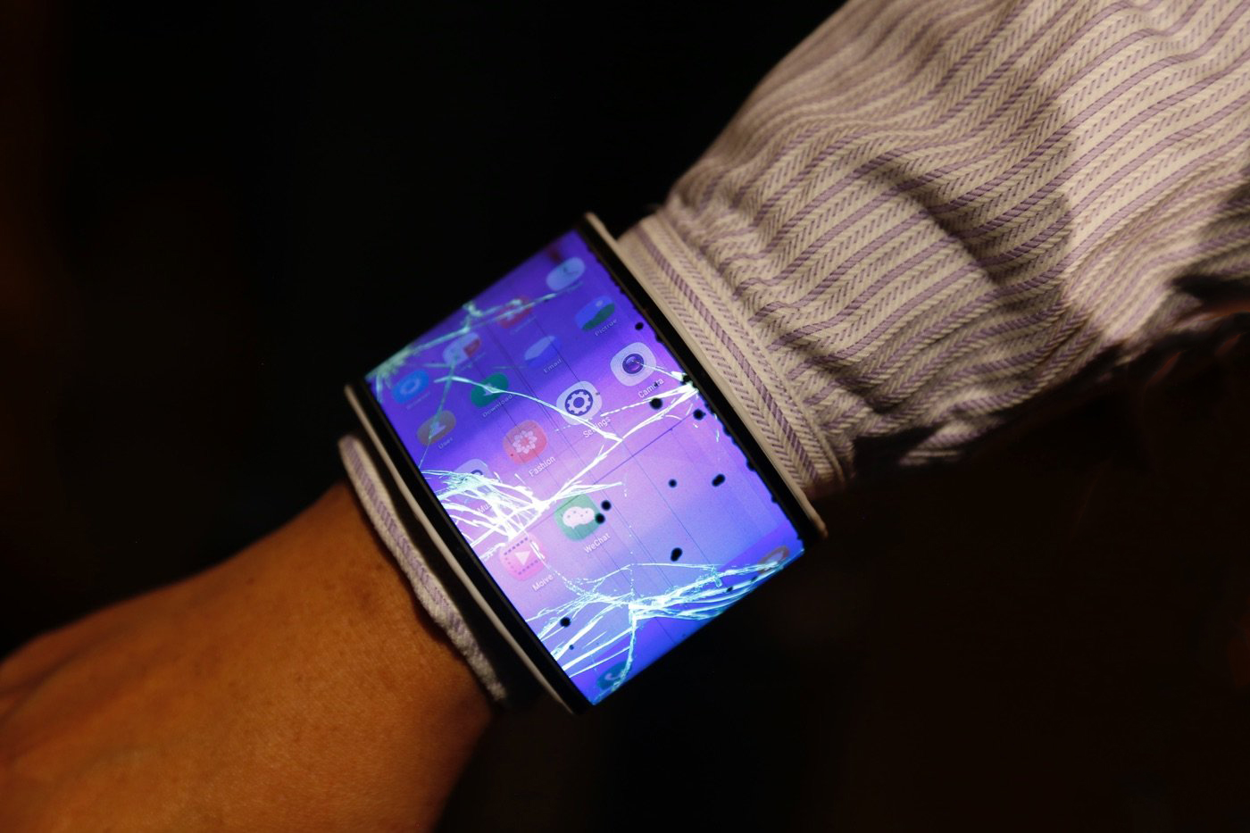 lenovo c plus hinh anh 3