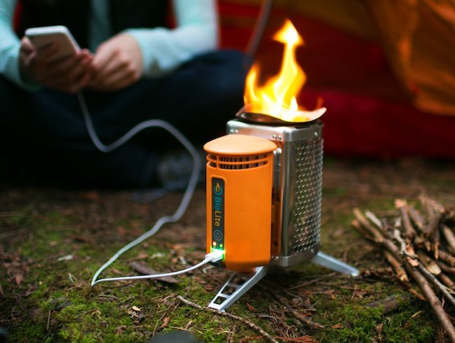 sac dien thoai dung cach hinh anh 1