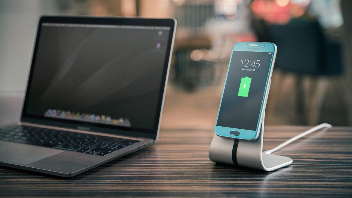 sac dien thoai dung cach hinh anh 2