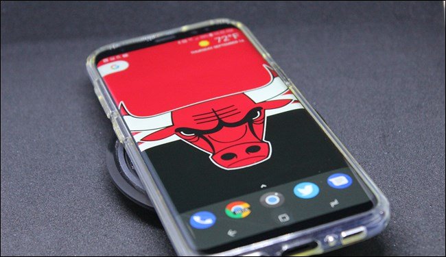 sac khong day iphone 8 8 plus x lieu co bi tat dien boi op lung hinh 2