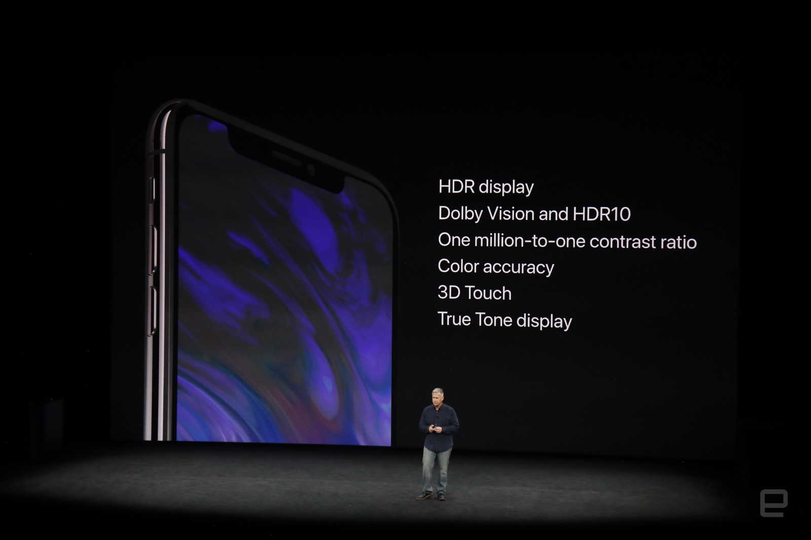 nhung ly do thuyet phuc ban len doi dien thoai iphone 8 chinh hang hinh 4