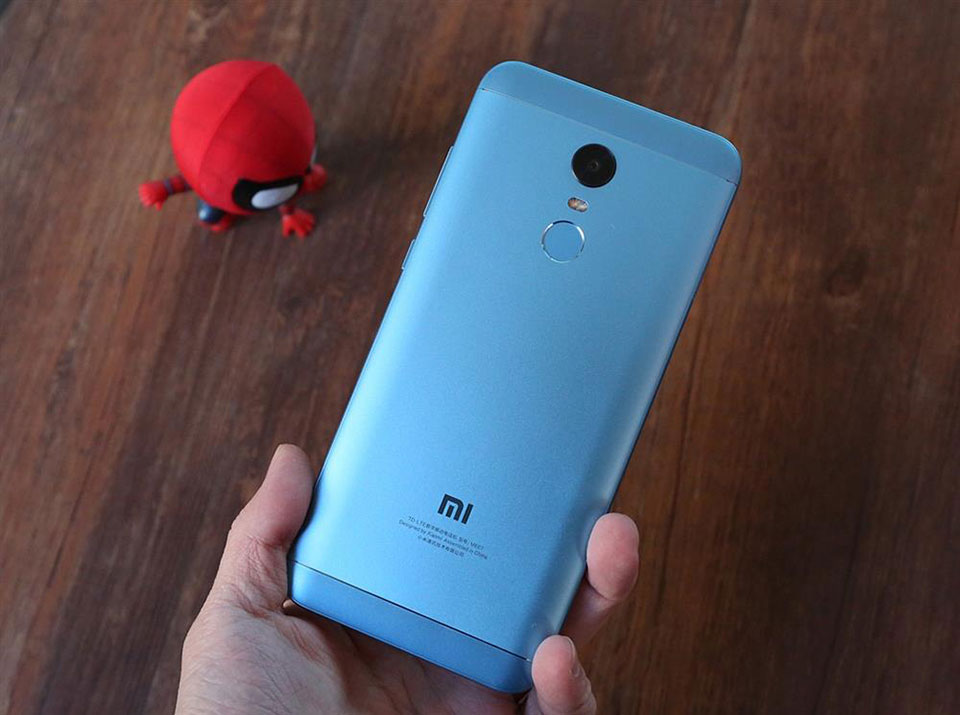 xiaomi redmi 5 plus mau xanh duong anh 3