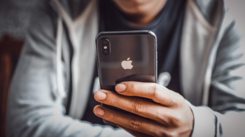 cach keo dai thoi luong pin tren iphone x hinh anh 1