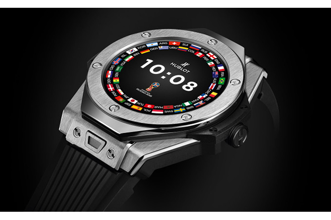 Hublot ra mat smartwatch mang chu de fifa