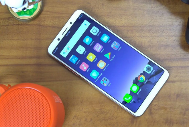 so sanh man hinh tran vien voi man hinh vo cuc hinh anh 2