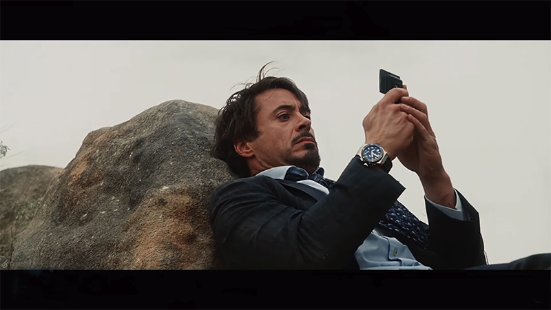 nhung dien thoai duoc cac sieu anh hung trong Avengers sư dung khi tham chiến thuoc hang nao