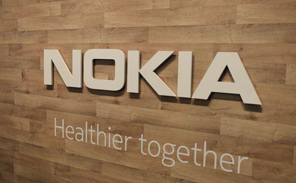 bat ngo voi the luc dung sau du tro lại cua Nokia