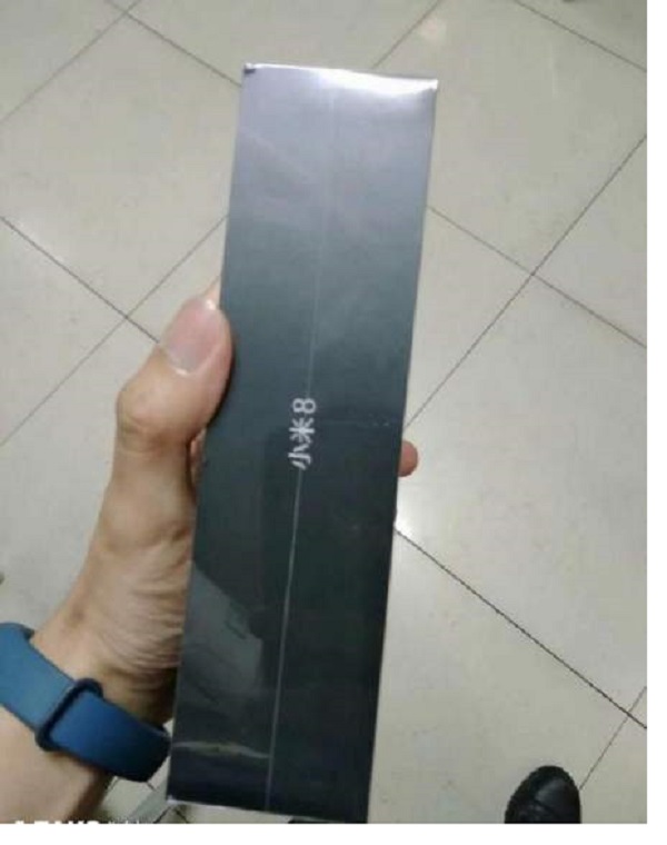 lo dien hop ban le xiaomi mi 8 cung tinh nang gps bang tan kep cua broadcom