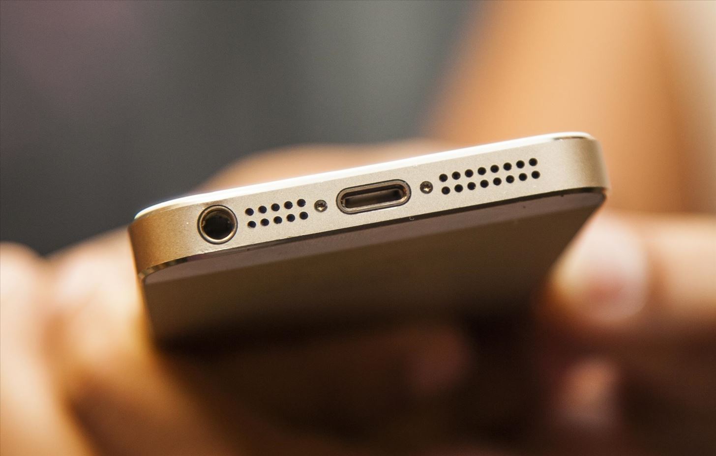 loa iphone 5 bi re va cach khac phuc