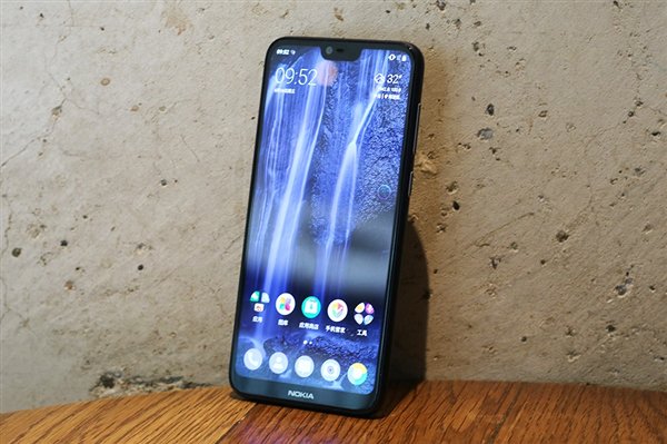 nokia-x6-lai-chay-hang-sau-khi-mo-ban-lan-thu-4-hinh-3