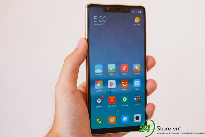 trên tay Xiaomi Mi 8 SE