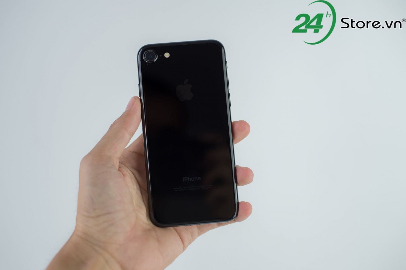 5 ly do khien ban nen mua iphone 7 cu hon iphone x hinh 3 min