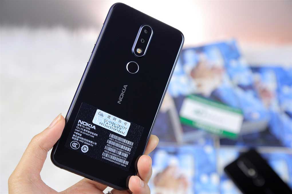 Nokia X5 vs Nokia X6 hinh 6