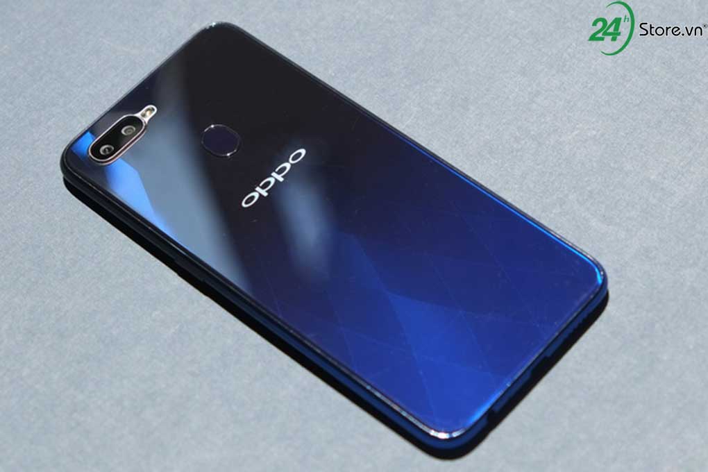 oppo-f9-cap-ben-tai-vn-voi-gia-ban-7-7-trieu-dong anh 2