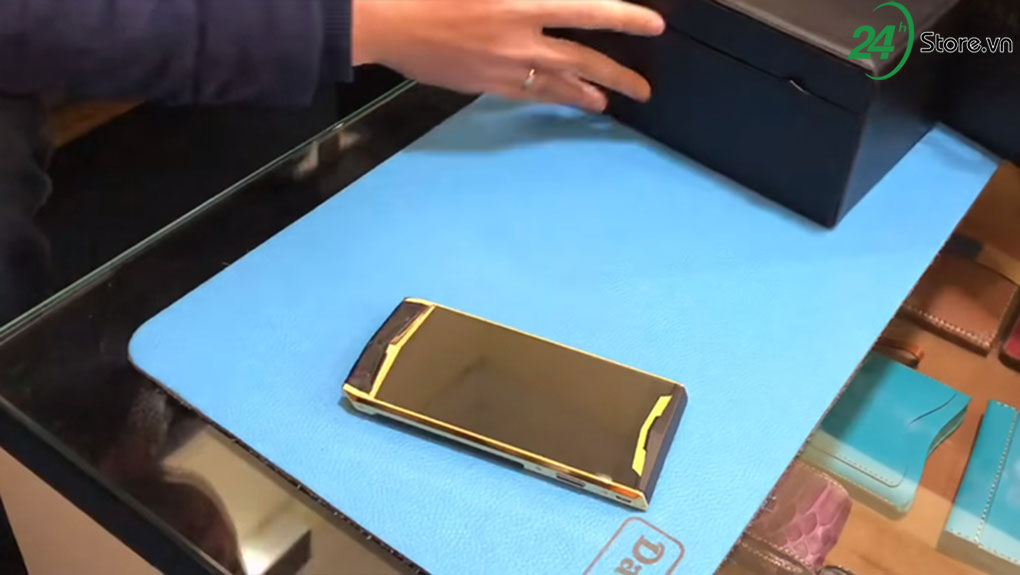 tren tay VIPPHONE: dien thoai bao mat cua viettel