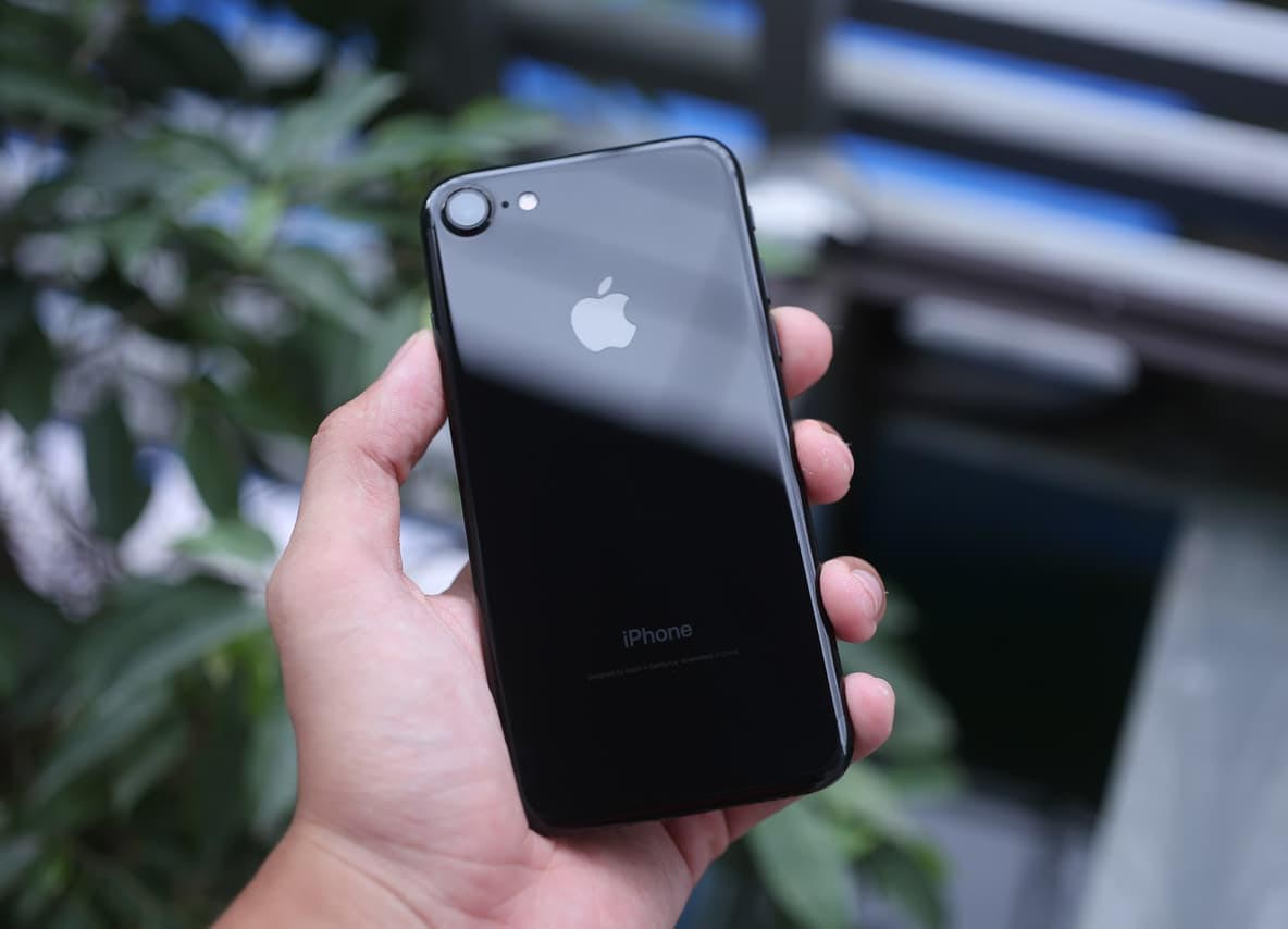 mua iphone 7 cu o dau chat luong tot va uy tin tai tp ho chi minh hinh 1
