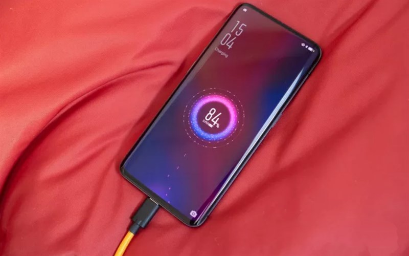 theverge cong nghe sac nhanh super vooc cua oppo vo doi nhat hien nay hinh 2