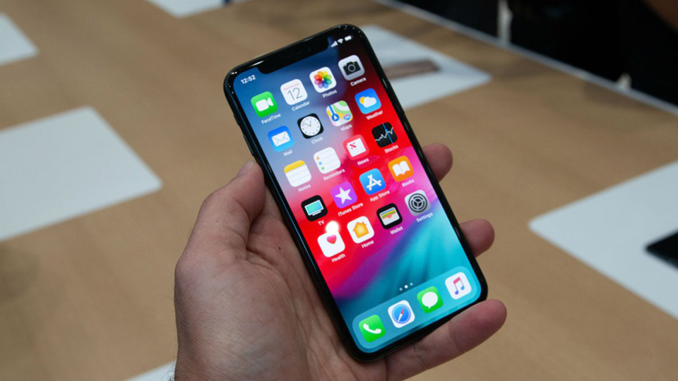 apple sua chua mien phi iphone x mac loi cam ung
