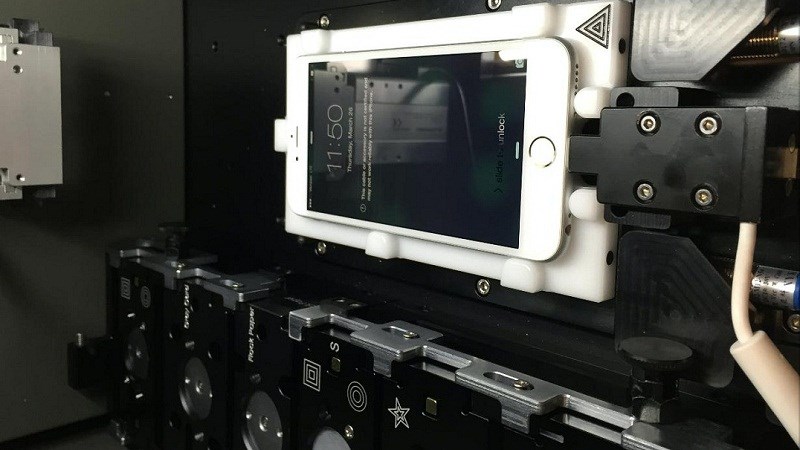 dich vu sua chua dien thoai tai 24hstore va trung tam sua chua chuyen nghiep singapore