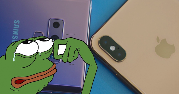 nhan vien samsung hai lan quang cao note 9 9 bang iphone