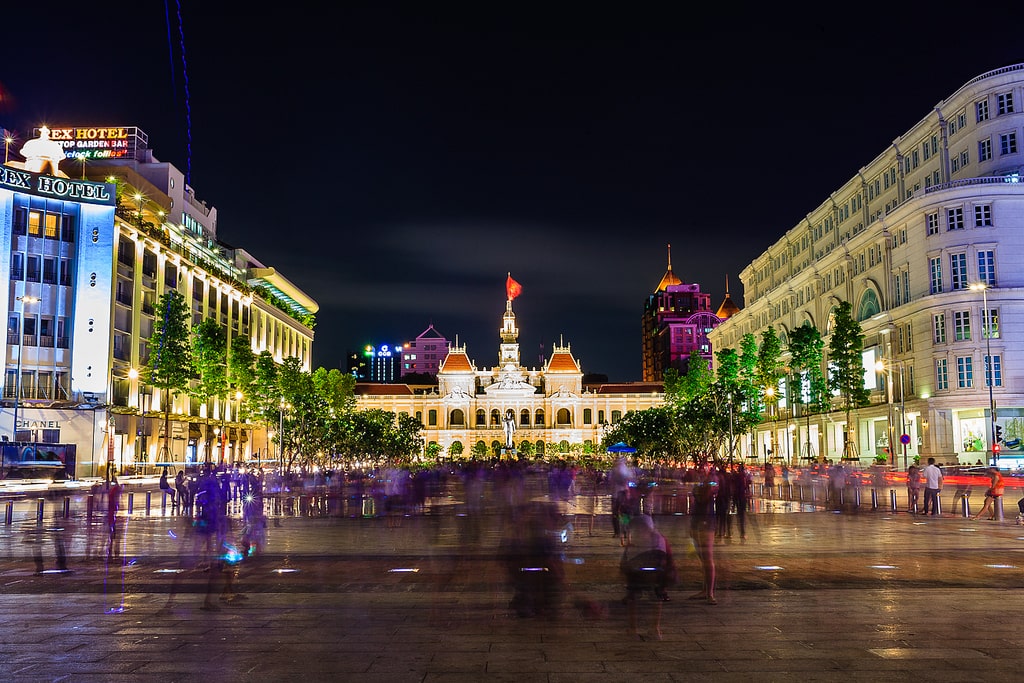 top nhung dia diem cung nguoi yeu trong mua noel lanh leo nay hinh 2