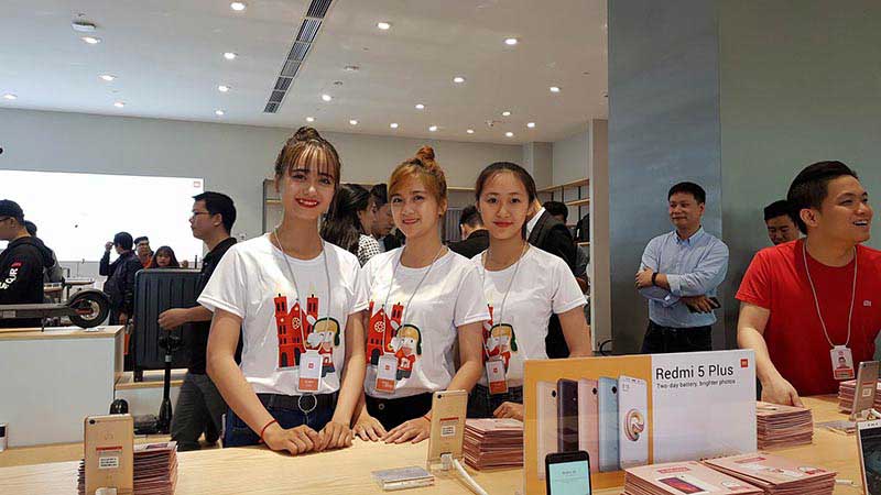 Xiaomi nâng thời hạn bảo hành điện thoại tại Việt Nam lên 18 tháng hình 2 Xiaomi nang thoi han bao hanh dien thoai 02