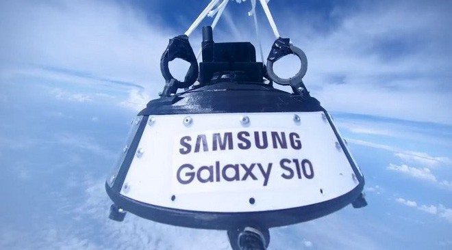 samsung galaxy s10 duoc tha roi tu do cao 24km