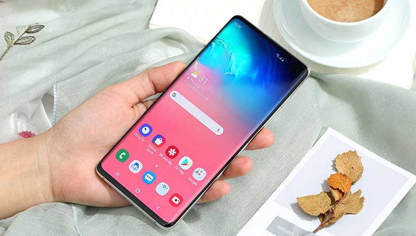 Samsung Galaxy S10 màn hình AMOLED