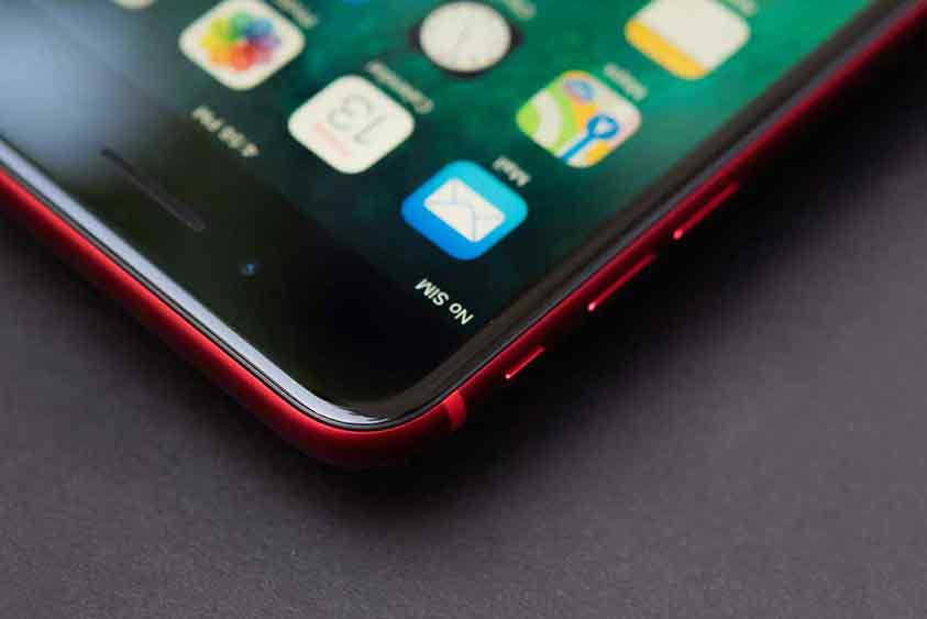 Rẻ hơn gần 7 triệu có nên mua iPhone 8 Plus cũ