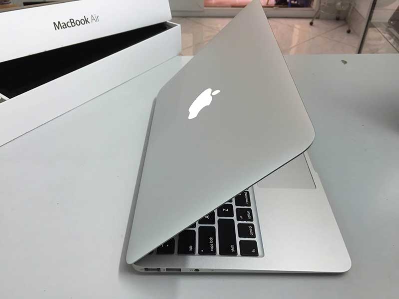 Macbook Air 11 MC968 cũ 99 2011