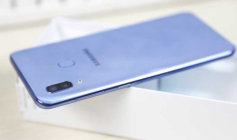 Nên mua Xiaomi Redmi Note 7 Pro hay Galaxy A30? hình 3