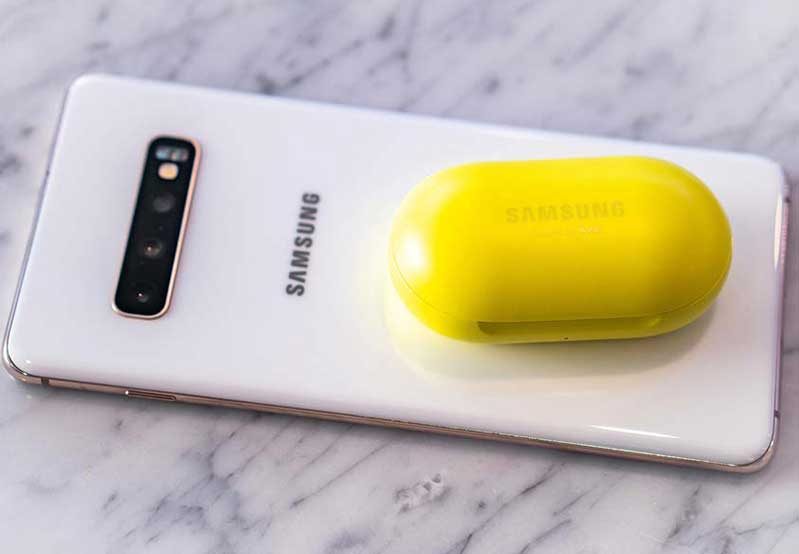 Sạc không dây nên đi kèm sạc nhanh smartphone sac khong day cong nghe hang dau cua tuong lai 4