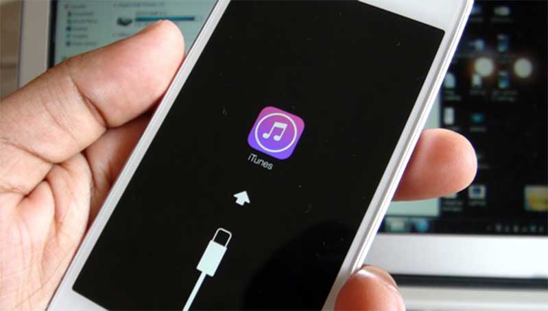 Khởi động lại iPhone