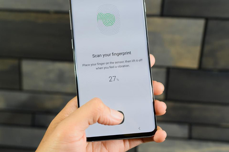 hệ thống bảo mật bằng vân tay