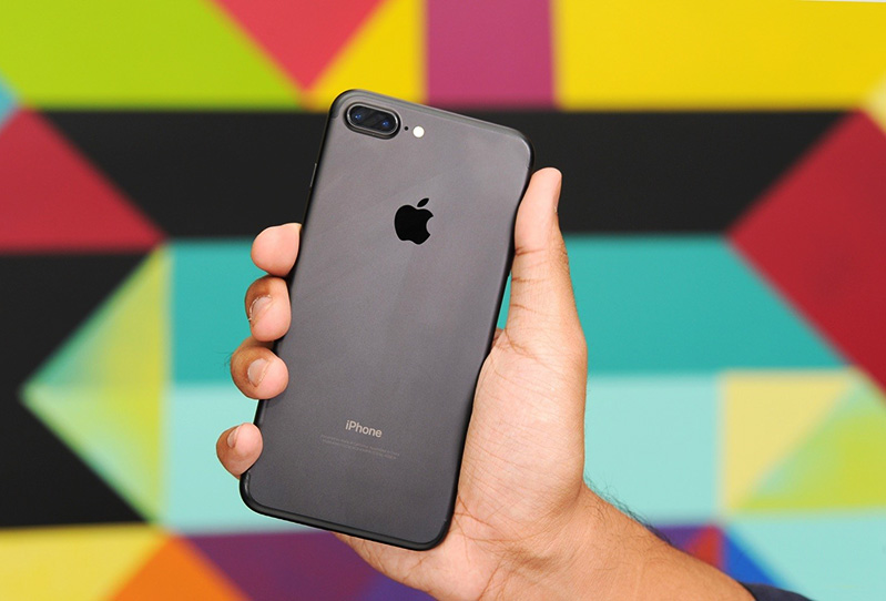 Mua iPhone 7 Plus chính hãng ở đâu uy tín TP HCM? trên tay iphone 7 plus chính hãng